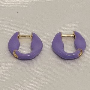 F+H Huggies Earings 18k Goldplated Lavender Color Enamel New